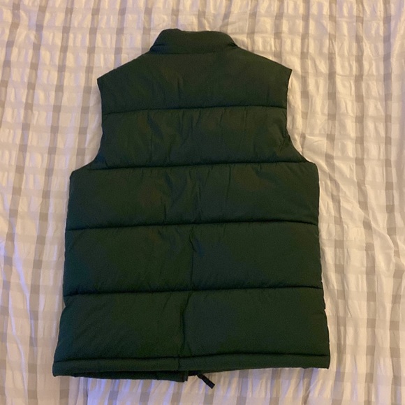 Unisex Old Navy Puffy Jacket - Picture 3 of 3